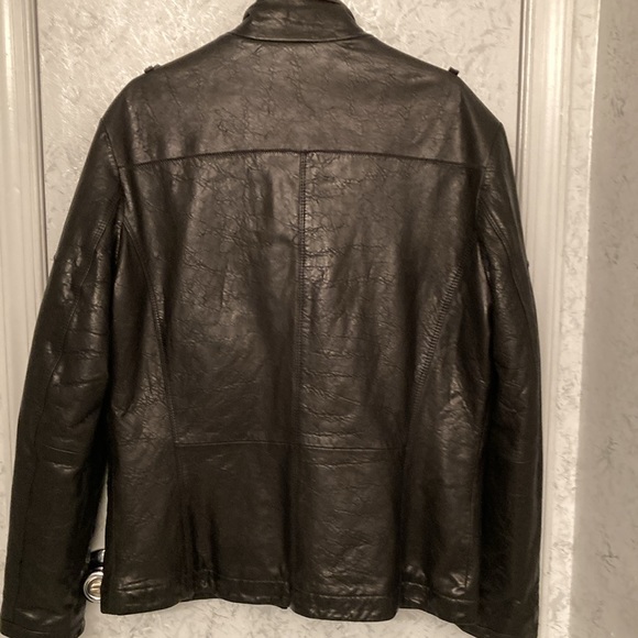 Hugo Boss Orange Thermore lined black leather jacket. Super warm. Soft leather. - Picture 2 of 7